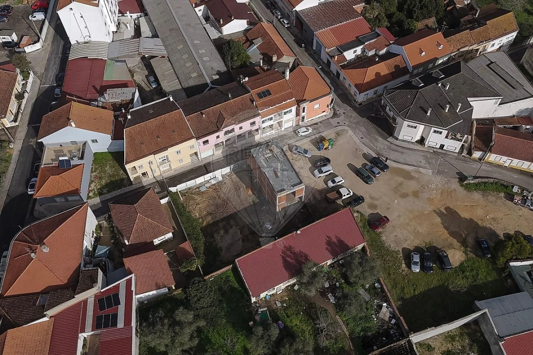 Moradia T3 para Venda em Rio Maior Foto 11