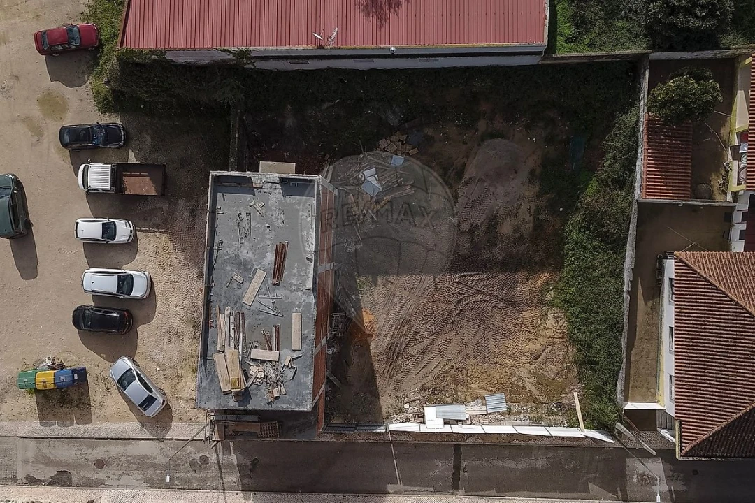 Moradia T3 para Venda em Rio Maior Foto 9