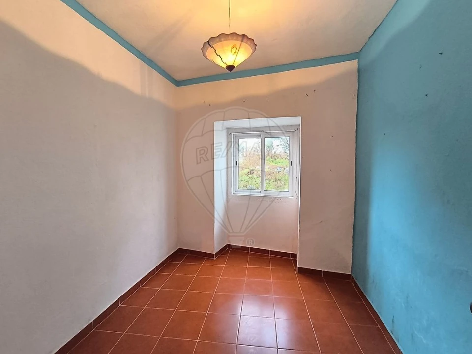 Moradia T2 para Venda em Abrã Foto 23