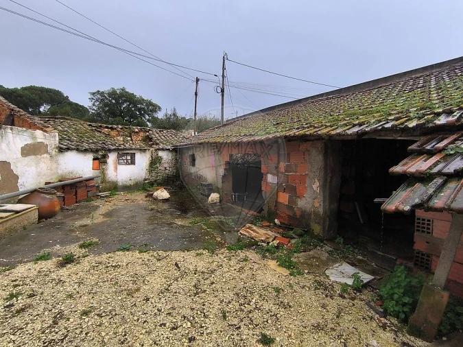 Moradia T2 para Venda em Abrã Foto 30