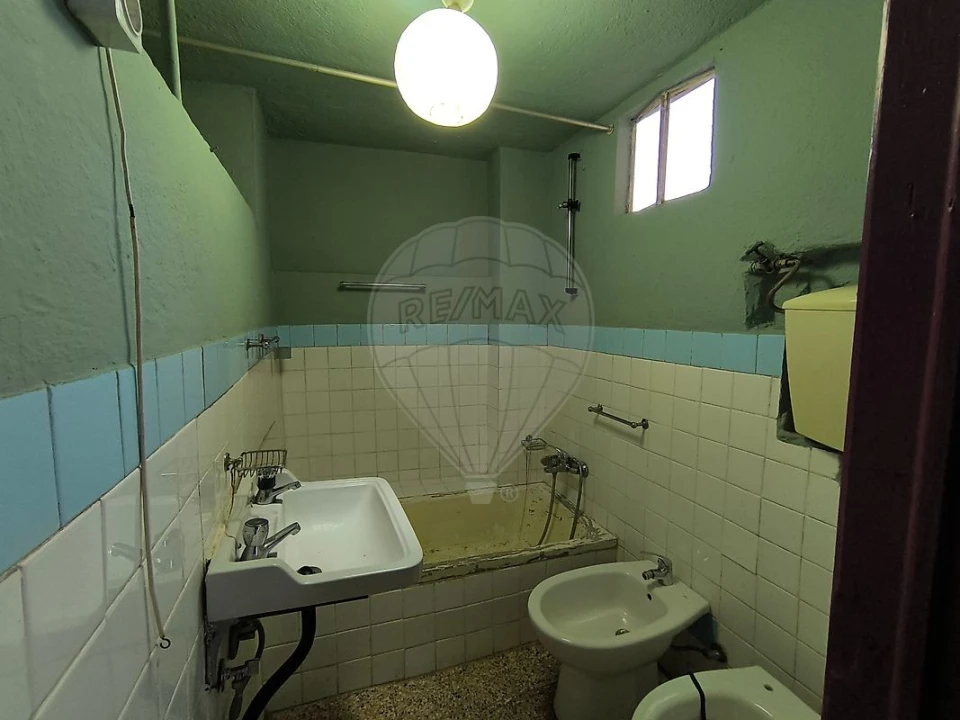 Moradia T2 para Venda em Abrã Foto 15