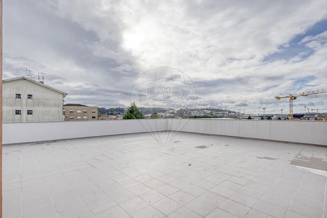 Apartamento T3 para Venda em Paços de Ferreira Foto 31