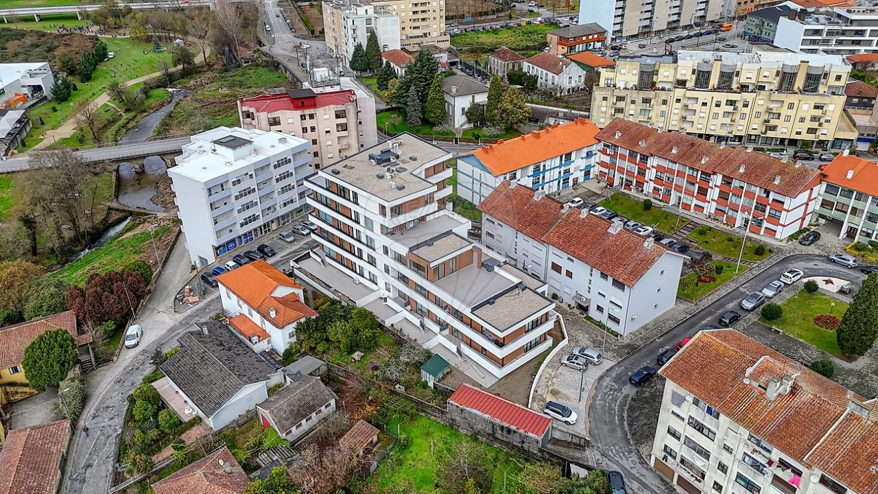 Apartamento T3 para Venda em Paços de Ferreira Foto 6