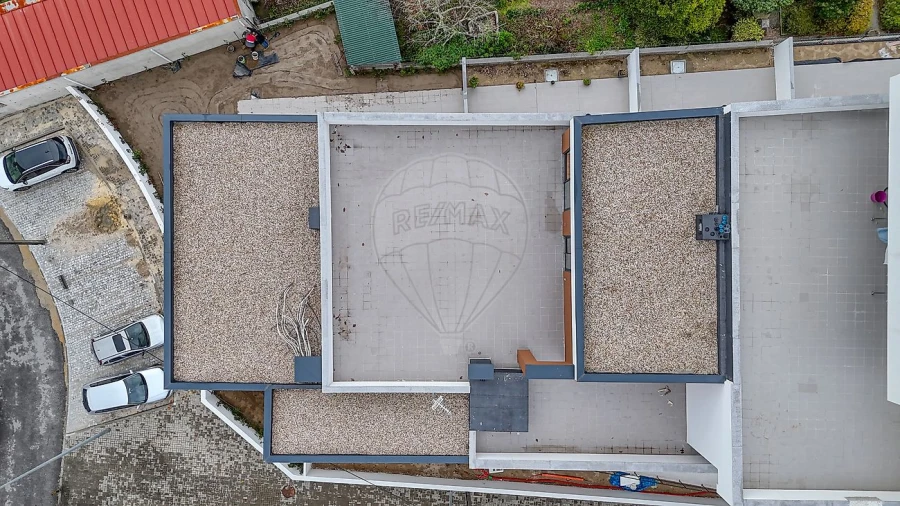 Apartamento T3 para Venda em Paços de Ferreira Foto 3