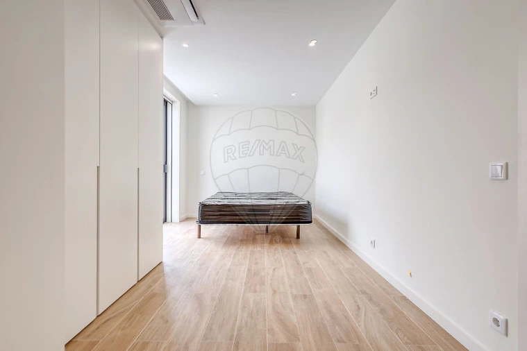 Apartamento T3 para Venda em Paços de Ferreira Foto 13