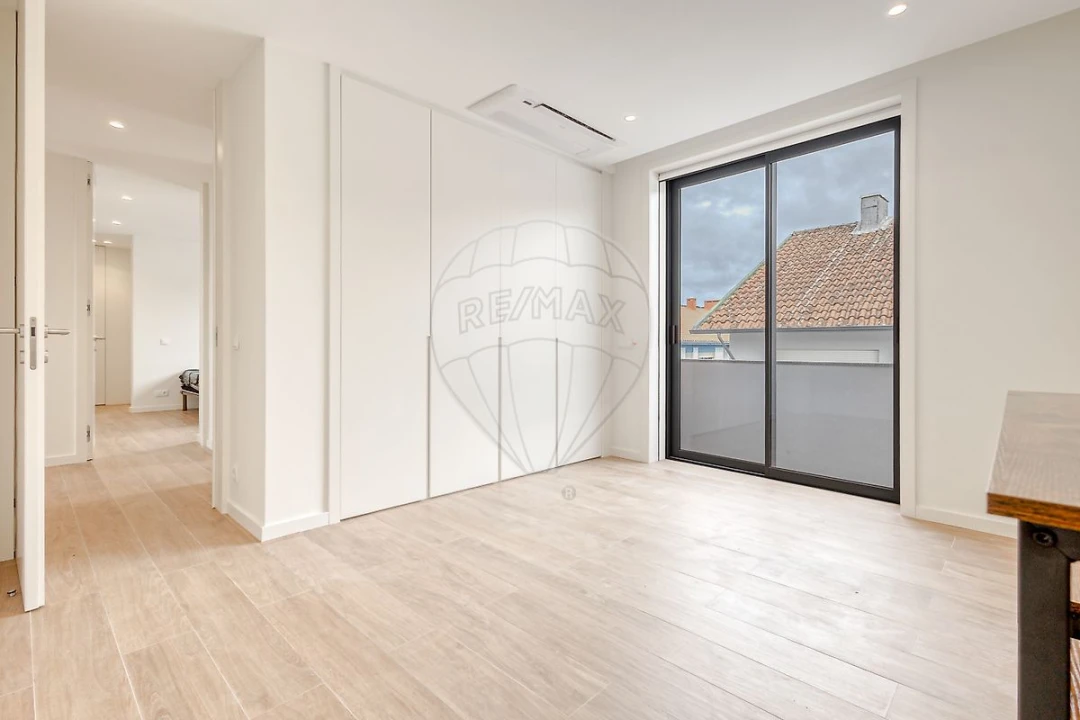 Apartamento T3 para Venda em Paços de Ferreira Foto 17