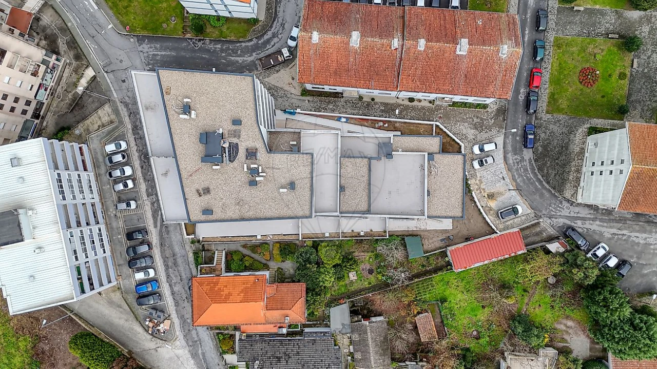Apartamento T3 para Venda em Paços de Ferreira Foto 11