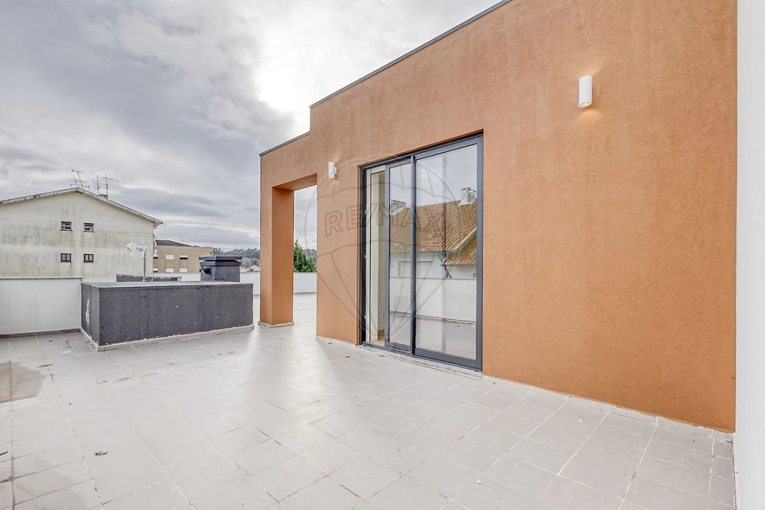 Apartamento T3 para Venda em Paços de Ferreira Foto 33