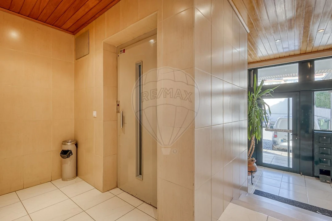 Apartamento T3 para Venda em Mozelos Foto 2