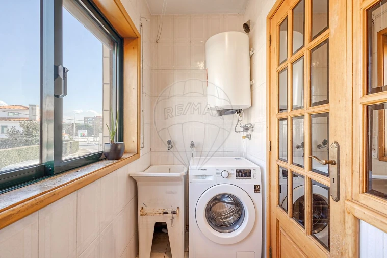 Apartamento T3 para Venda em Mozelos Foto 11