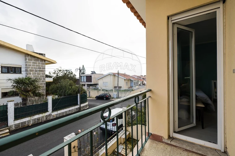 Moradia T4 para Venda em São Domingos de Rana Foto 18