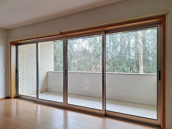 Apartamento T3 para Venda em Moreira Foto 4