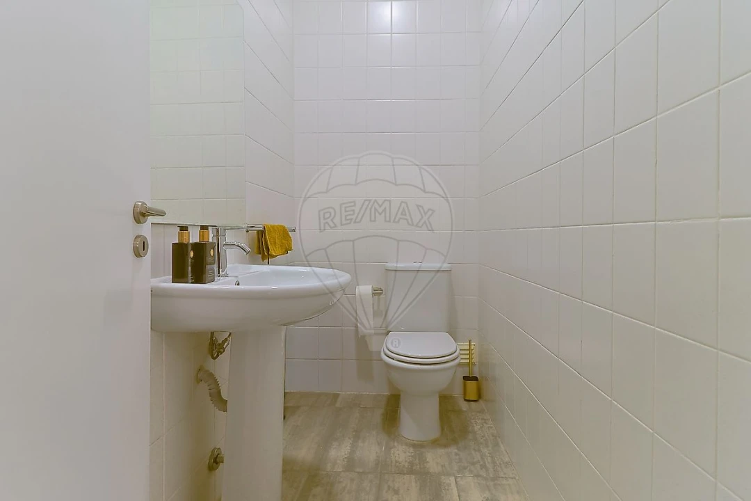 Loja para Venda em Buarcos Foto 6