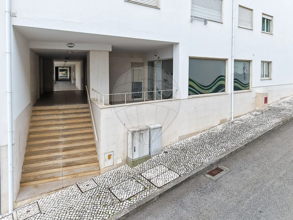 Loja para Venda em Buarcos Foto 9