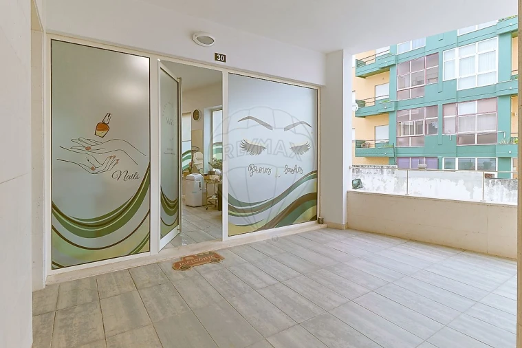 Loja para Venda em Buarcos Foto 7