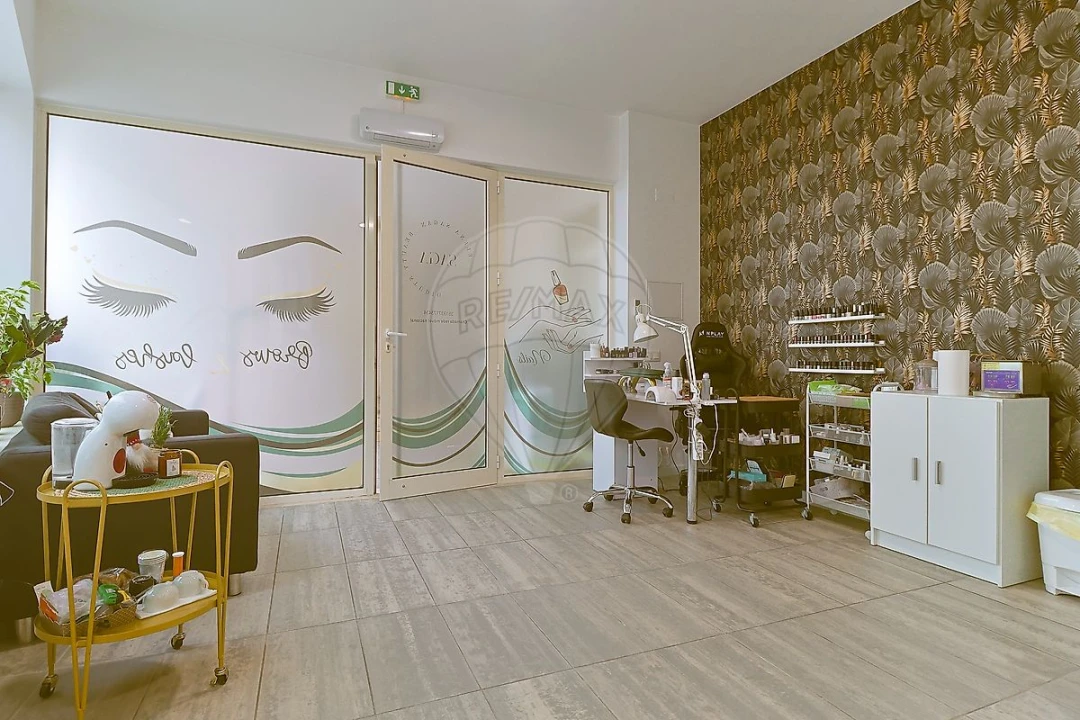 Loja para Venda em Buarcos Foto 2