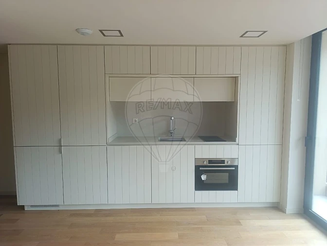 Apartamento T1 para Arrendamento em Santa Clara e Castelo Viegas Foto 5