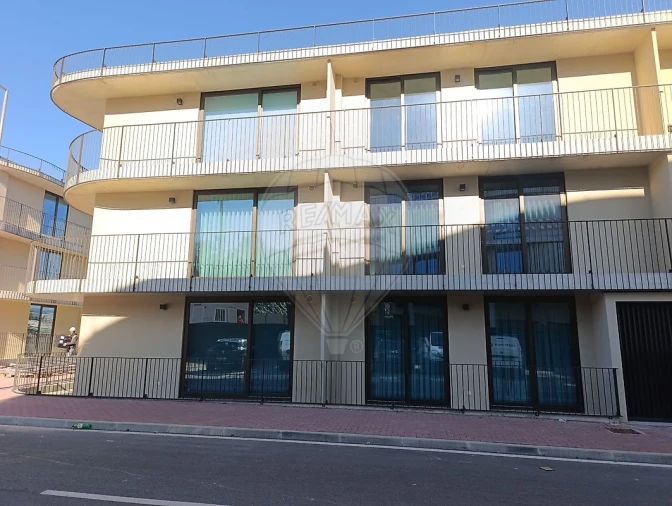 Apartamento T1 para Arrendamento em Santa Clara e Castelo Viegas Foto 15