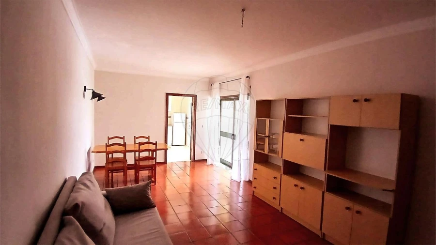 Apartamento T1 para Arrendamento em Eiras e São Paulo de Frades Foto 3