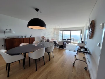 Apartamento T3 para Venda em Lordelo do Ouro e Massarelos