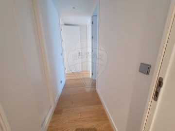 Apartamento T3 para Venda em Lordelo do Ouro e Massarelos