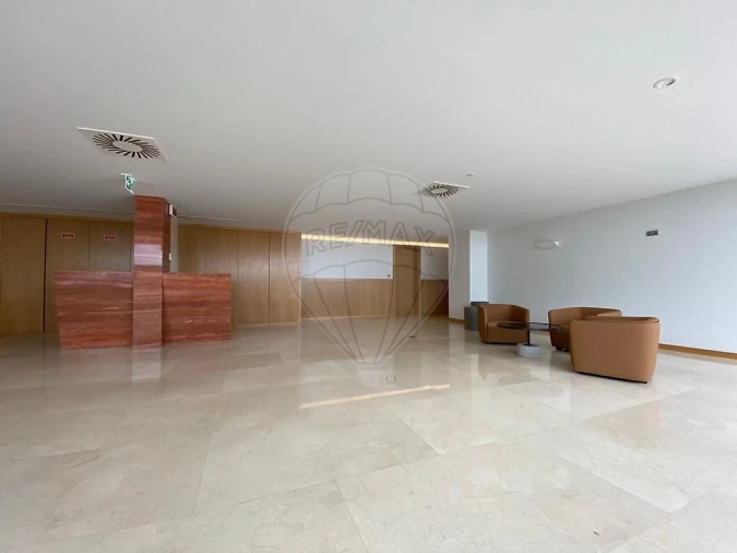 Apartamento T3 para Venda em Lordelo do Ouro e Massarelos Foto 18