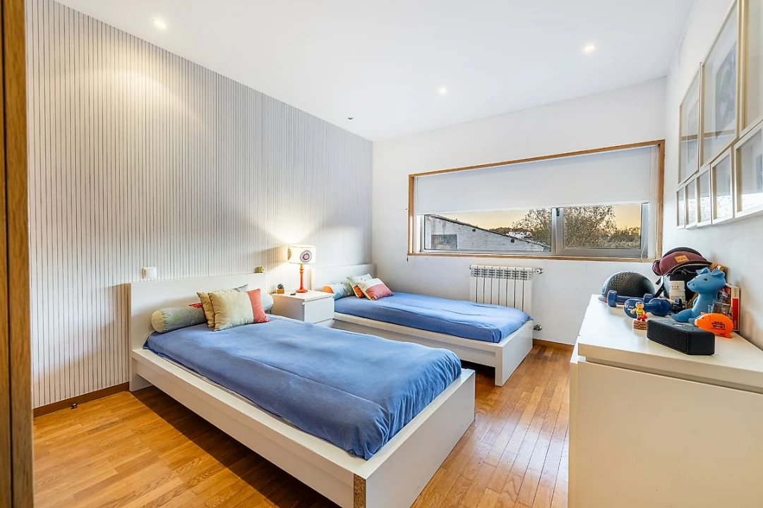 Moradia T4 para Arrendamento em Gulpilhares e Valadares Foto 21