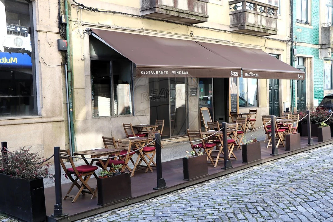 Prédio para Venda em Peso da Régua e Godim Foto 2