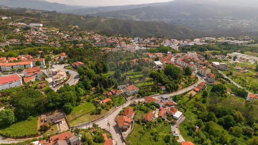 Moradia T6 para Venda em Sever do Vouga Foto 4