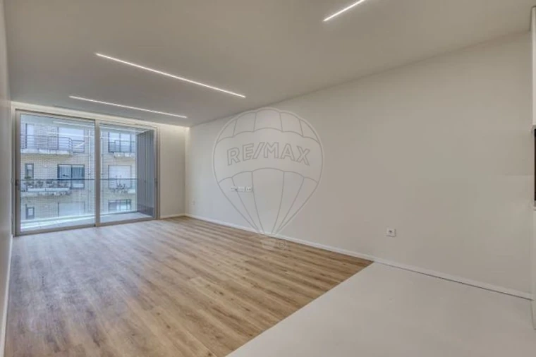 Apartamento T1 para Venda em Madalena Foto 11