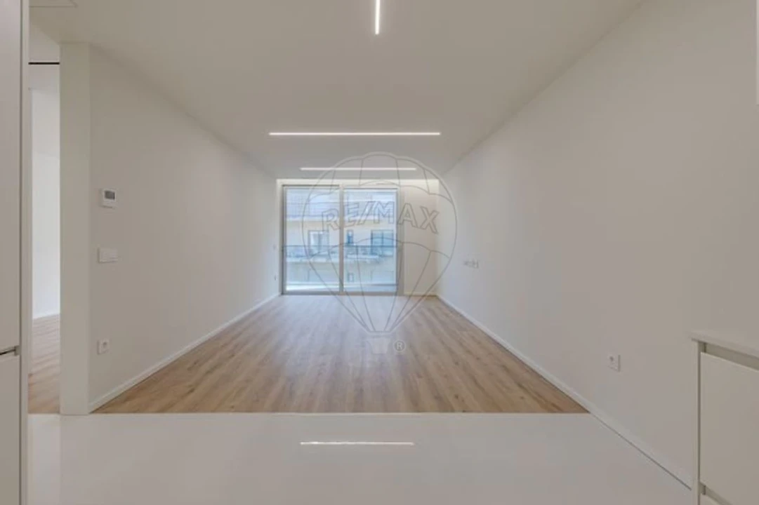 Apartamento T1 para Venda em Madalena Foto 12