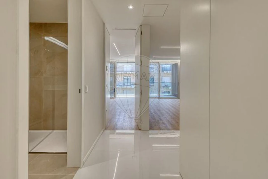 Apartamento T1 para Venda em Madalena Foto 4