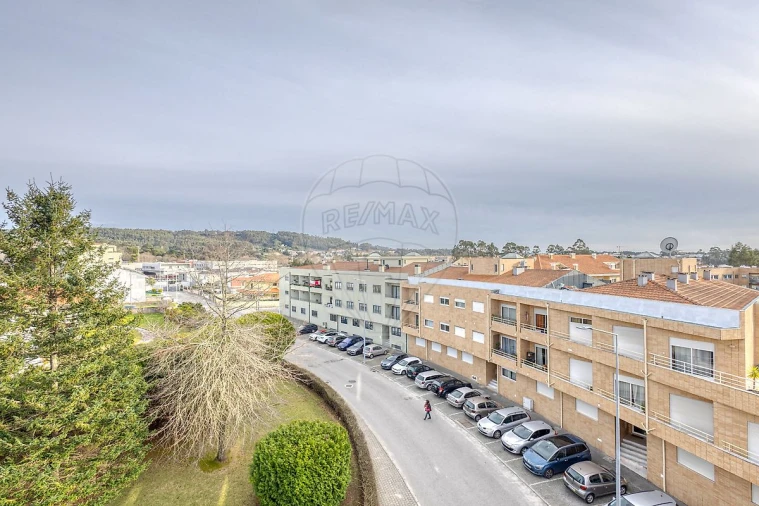 Apartamento T3 para Venda em Canelas Foto 28