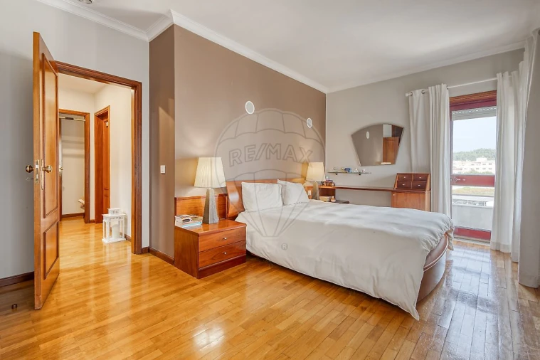 Apartamento T3 para Venda em Canelas Foto 17