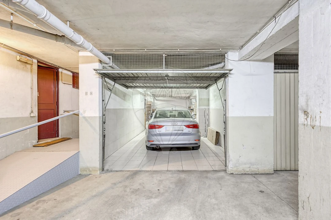 Apartamento T3 para Venda em Canelas Foto 32