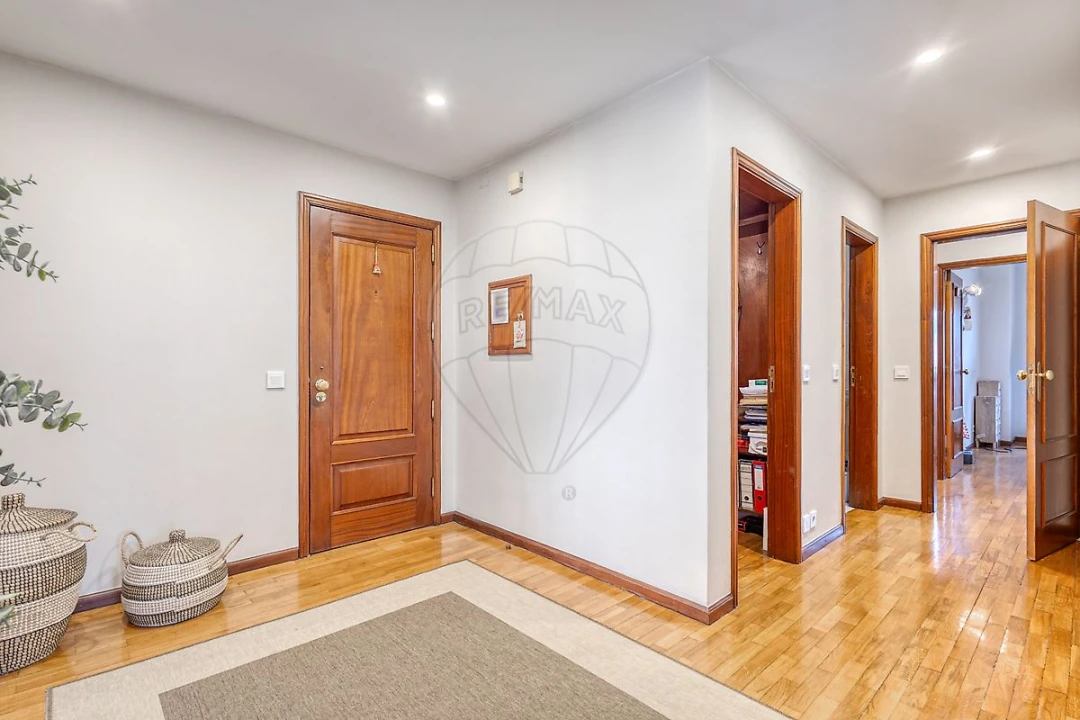 Apartamento T3 para Venda em Canelas Foto 14