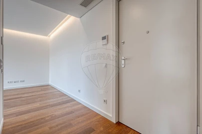Apartamento T1 para Arrendamento em Ramalde