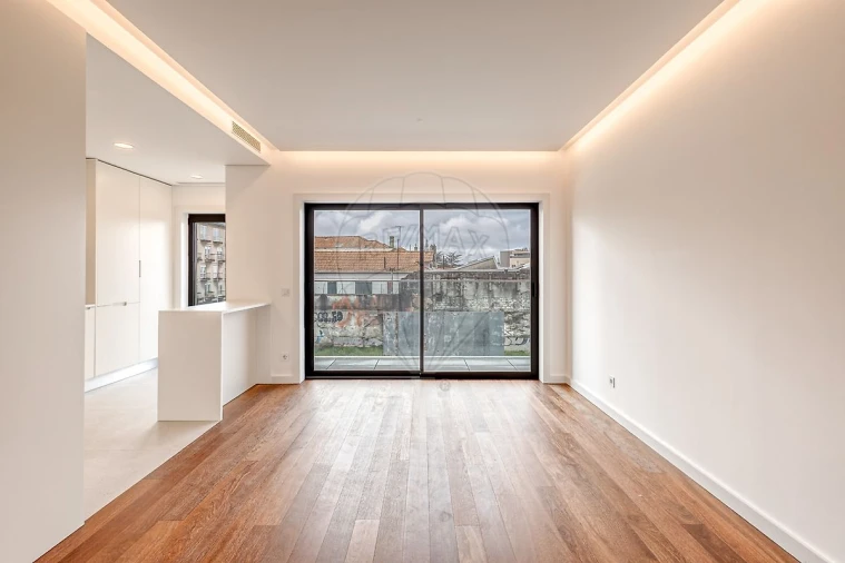 Apartamento T1 para Arrendamento em Ramalde Foto 8