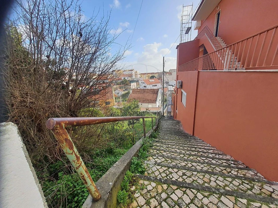 Terreno para Venda em Alverca do Ribatejo e Sobralinho Foto 4