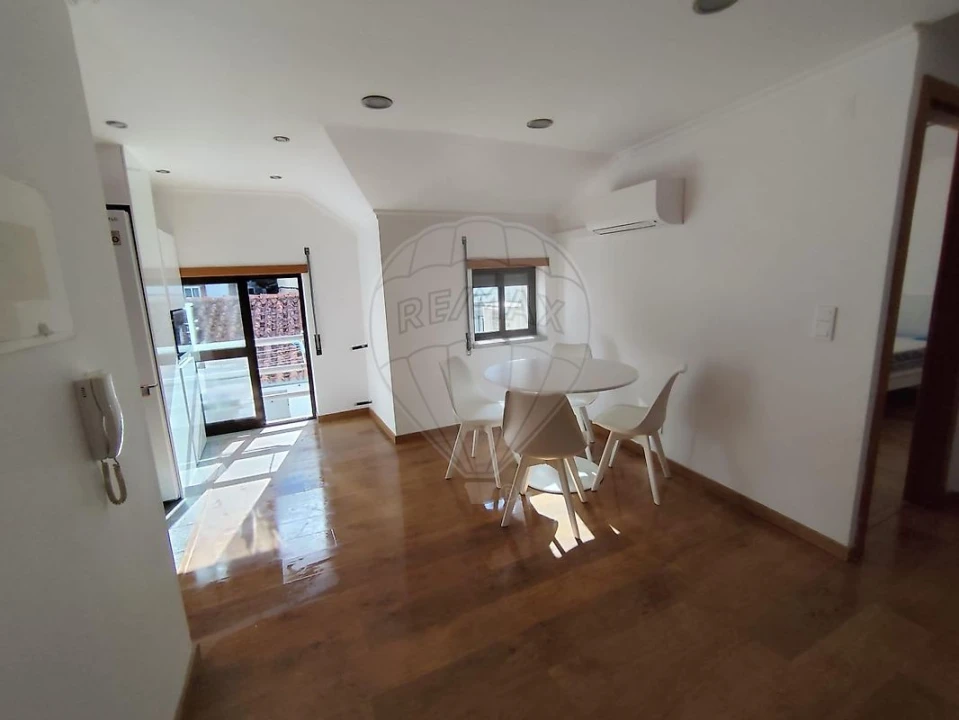 Apartamento T1 para Arrendamento em Covilhã e Canhoso Foto 2