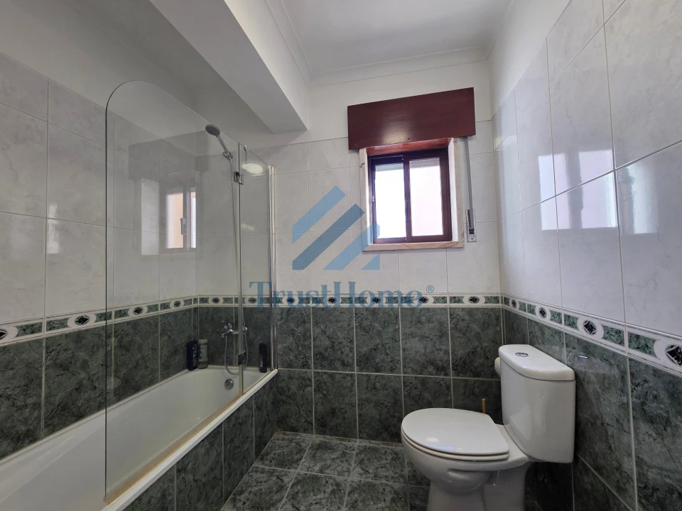 Apartamento T2 para Venda em Cacém e São Marcos Foto 18