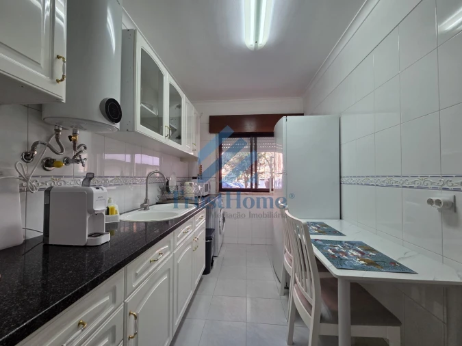 Apartamento T2 para Venda em Cacém e São Marcos Foto 7