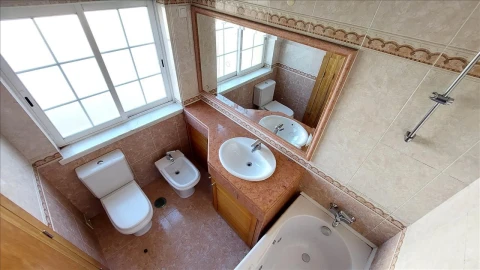 Apartamento T3 para Venda em Agualva e Mira-Sintra