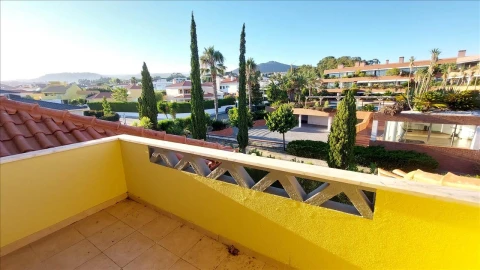Apartamento T3 para Venda em Agualva e Mira-Sintra