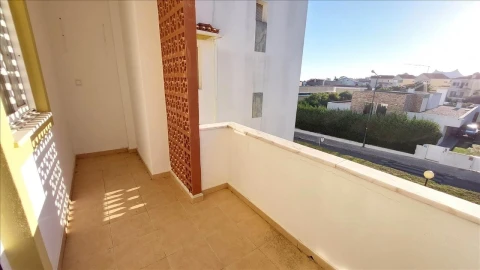 Apartamento T3 para Venda em Agualva e Mira-Sintra