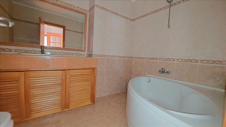 Apartamento T3 para Venda em Agualva e Mira-Sintra Foto 22