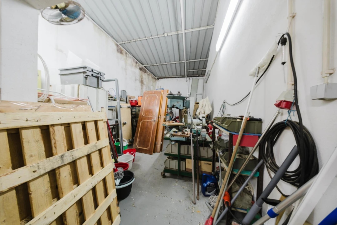 Negócio para Venda em São Domingos de Rana Foto 21