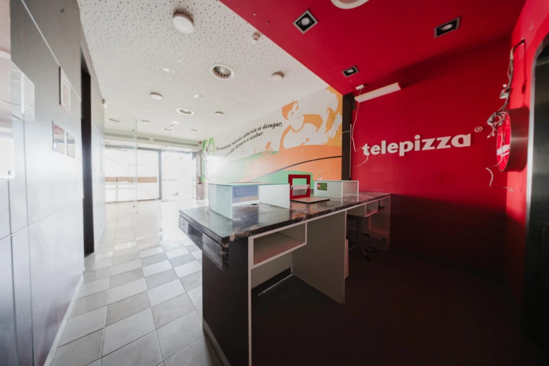 Negócio para Venda em São Domingos de Rana Foto 3