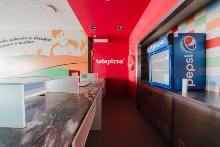 Negócio para Venda em São Domingos de Rana Foto 5