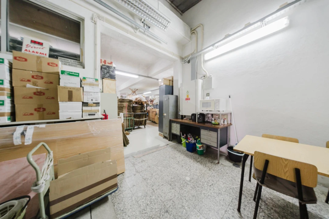 Negócio para Venda em São Domingos de Rana Foto 16